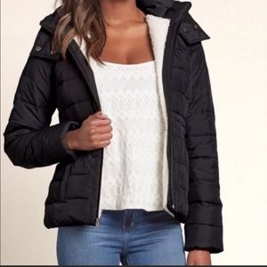 Hollister Sherpa Lined Puffy Jacket ❄️⛄️